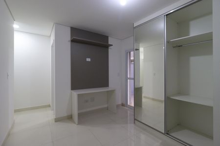 Apartamento à venda com 79m², 3 quartos e 2 vagasSuíte
