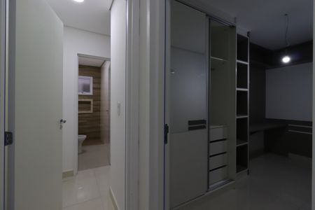 Apartamento à venda com 79m², 3 quartos e 2 vagasCorredor