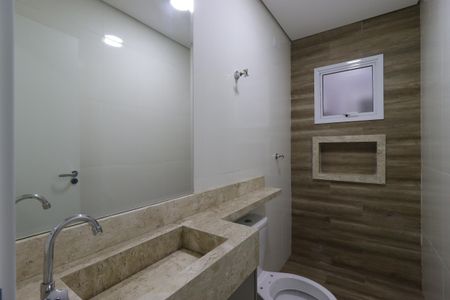 Apartamento à venda com 79m², 3 quartos e 2 vagasBanheiro da Suíte