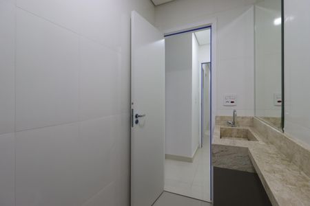 Apartamento à venda com 79m², 3 quartos e 2 vagasBanheiro da Suíte