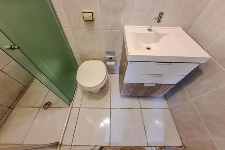 Casa à venda com 100m², 2 quartos e 1 vaga Casa à venda com 100m², 2 quartos e 1 vagaBanheiro/Suíte