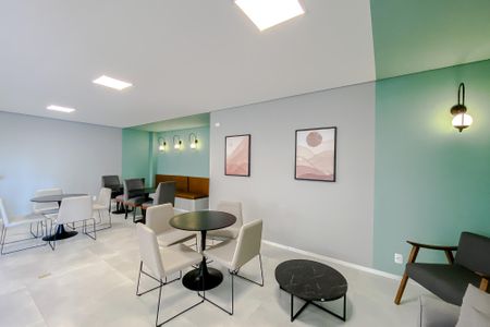 Apartamento à venda com 37m², 2 quartos e sem vagaÁrea comum - Salão de festas