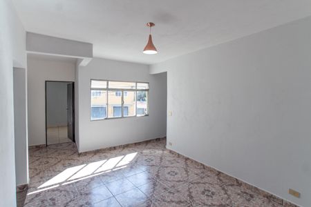 Casa para alugar com 100m², 2 quartos e sem vagaSala