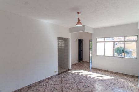 Casa para alugar com 100m², 2 quartos e sem vagaSala