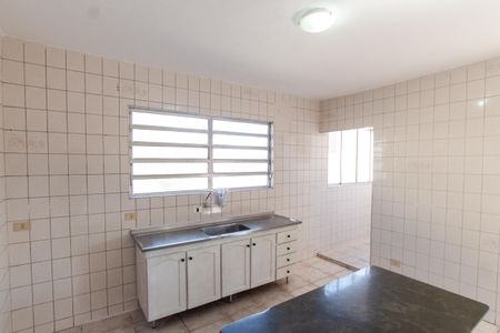 Casa para alugar com 100m², 2 quartos e sem vagaCozinha 