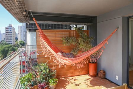 Studio à venda com 46m², 1 quarto e 1 vaga Studio à venda com 46m², 1 quarto e 1 vagaSacada