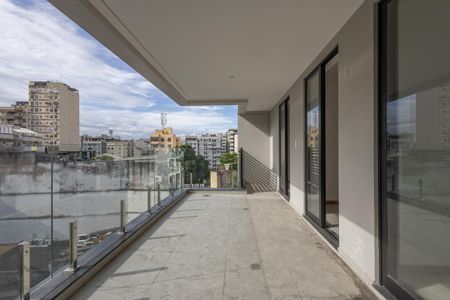 Apartamento à venda com 83m², 2 quartos e 1 vaga Apartamento à venda com 83m², 2 quartos e 1 vagaSala Varanda
