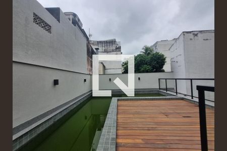 Apartamento à venda com 83m², 2 quartos e 1 vaga Apartamento à venda com 83m², 2 quartos e 1 vagaPiscina