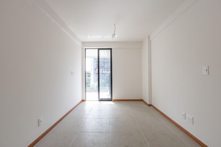 Apartamento à venda com 83m², 2 quartos e 1 vaga Apartamento à venda com 83m², 2 quartos e 1 vagaQuarto Suite