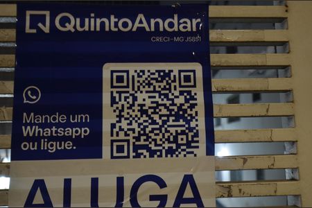 Apartamento à venda com 46m², 2 quartos e 1 vaga Apartamento à venda com 46m², 2 quartos e 1 vagaFachada e placa