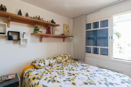 Casa de condomínio à venda com 420m², 3 quartos e 1 vagaQuarto 2