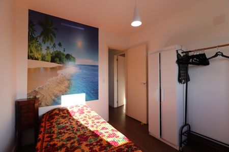 Apartamento à venda com 67m², 2 quartos e 2 vagasQuarto