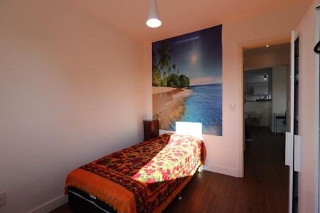 Apartamento à venda com 67m², 2 quartos e 2 vagasQuarto