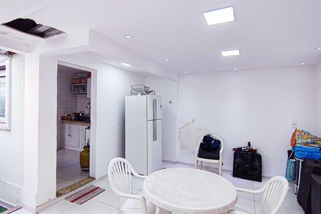 Casa de condomínio para alugar com 107m², 3 quartos e 2 vagas Casa de condomínio para alugar com 107m², 3 quartos e 2 vagasÁrea de Lazer