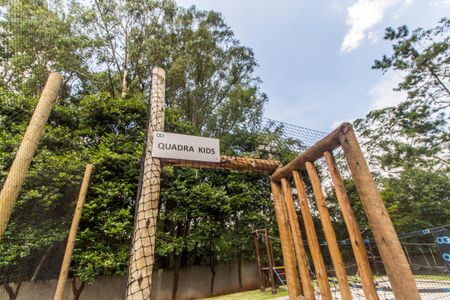 Casa de condomínio à venda com 300m², 4 quartos e 2 vagas Casa de condomínio à venda com 300m², 4 quartos e 2 vagasÁrea comum - Quadra Esportiva