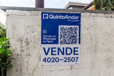 Casa de condomínio à venda com 300m², 4 quartos e 2 vagas Casa de condomínio à venda com 300m², 4 quartos e 2 vagasPlaca