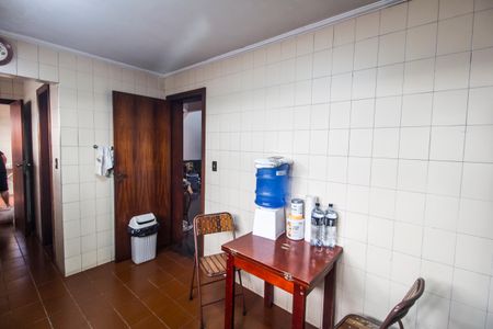 Casa de condomínio à venda com 300m², 4 quartos e 2 vagas Casa de condomínio à venda com 300m², 4 quartos e 2 vagasCozinha