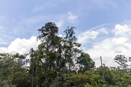 Casa de condomínio à venda com 300m², 4 quartos e 2 vagas Casa de condomínio à venda com 300m², 4 quartos e 2 vagasVista