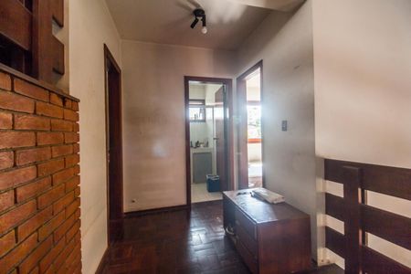 Casa de condomínio à venda com 300m², 4 quartos e 2 vagas Casa de condomínio à venda com 300m², 4 quartos e 2 vagasSala