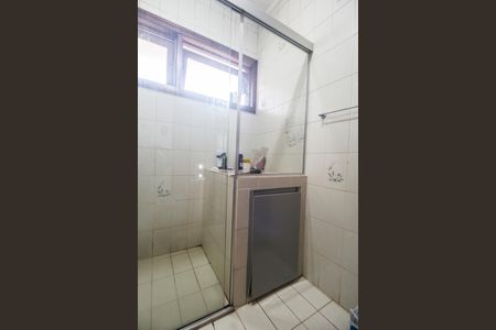 Casa de condomínio à venda com 300m², 4 quartos e 2 vagas Casa de condomínio à venda com 300m², 4 quartos e 2 vagasBanheiro