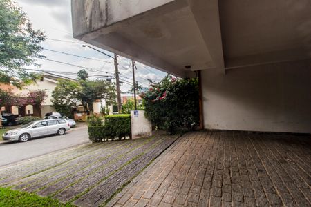 Casa de condomínio à venda com 300m², 4 quartos e 2 vagas Casa de condomínio à venda com 300m², 4 quartos e 2 vagasGaragem
