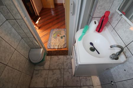 Casa à venda com 202m², 4 quartos e 2 vagasCasa 2 - Banheiro 2