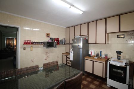 Casa à venda com 202m², 4 quartos e 2 vagasCozinha