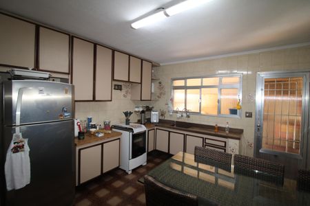 Casa à venda com 202m², 4 quartos e 2 vagasCozinha