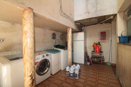 Casa à venda com 202m², 4 quartos e 2 vagasÁrea de Serviço