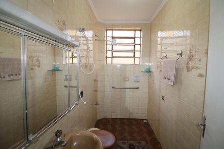 Casa à venda com 202m², 4 quartos e 2 vagasBanheiro