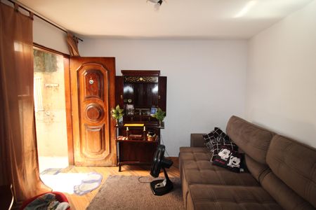 Casa à venda com 202m², 4 quartos e 2 vagasCasa 2 - Sala