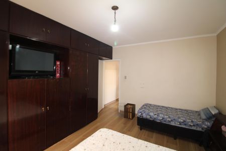 Casa à venda com 202m², 4 quartos e 2 vagasQuarto 3