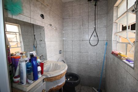 Casa à venda com 202m², 4 quartos e 2 vagasCasa 2 - Banheiro