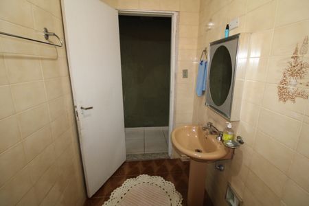 Casa à venda com 202m², 4 quartos e 2 vagasLavabo