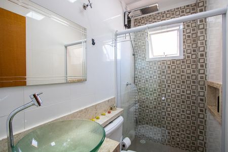 Apartamento à venda com 194m², 3 quartos e 3 vagas Apartamento à venda com 194m², 3 quartos e 3 vagasBanheiro social 1