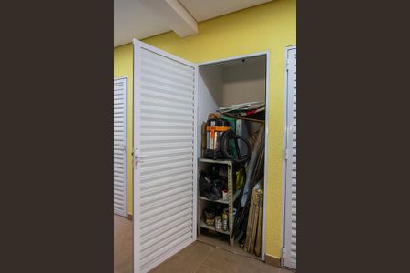 Apartamento à venda com 194m², 3 quartos e 3 vagas Apartamento à venda com 194m², 3 quartos e 3 vagasDepósito privativo