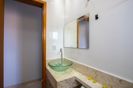 Apartamento à venda com 194m², 3 quartos e 3 vagas Apartamento à venda com 194m², 3 quartos e 3 vagasBanheiro do quarto 1