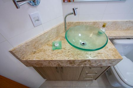 Apartamento à venda com 194m², 3 quartos e 3 vagas Apartamento à venda com 194m², 3 quartos e 3 vagasBanheiro do quarto 1