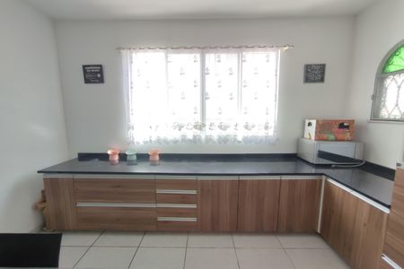 Casa de condomínio à venda com 243m², 4 quartos e 3 vagas Casa de condomínio à venda com 243m², 4 quartos e 3 vagasCozinha