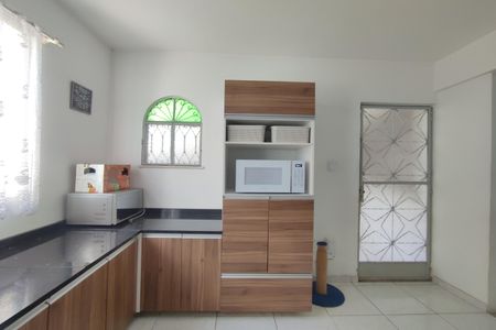 Casa de condomínio à venda com 243m², 4 quartos e 3 vagas Casa de condomínio à venda com 243m², 4 quartos e 3 vagasCozinha