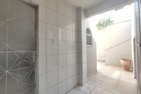 Casa de condomínio à venda com 243m², 4 quartos e 3 vagas Casa de condomínio à venda com 243m², 4 quartos e 3 vagasÁrea de Serviço