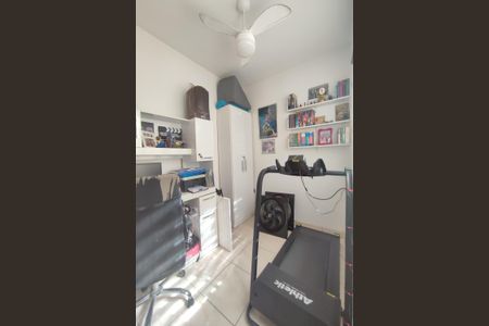 Casa de condomínio à venda com 243m², 4 quartos e 3 vagas Casa de condomínio à venda com 243m², 4 quartos e 3 vagasQuarto 3