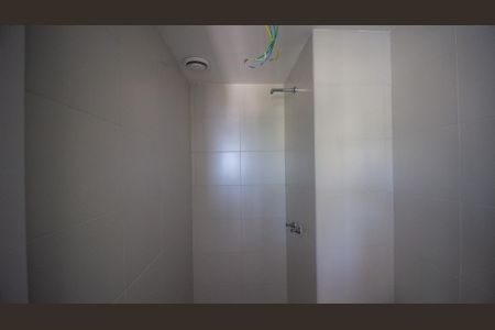 Apartamento à venda com 77m², 2 quartos e 1 vagaBanheiro da Suíte