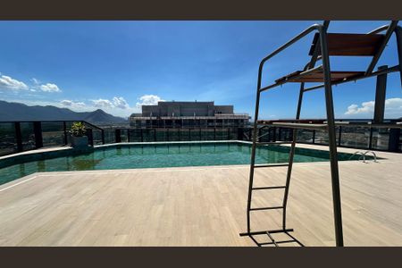 Apartamento à venda com 77m², 2 quartos e 1 vagaÁrea Comum - Piscina