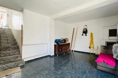 Casa à venda com 132m², 2 quartos e 2 vagas Casa à venda com 132m², 2 quartos e 2 vagasGaragem