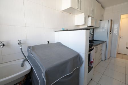 Apartamento à venda com 63m², 3 quartos e 1 vagaÁrea de Serviço