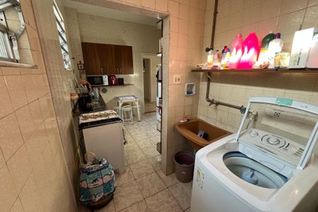 Apartamento à venda com 110m², 3 quartos e 1 vaga Apartamento à venda com 110m², 3 quartos e 1 vagaÁrea de Serviço 2