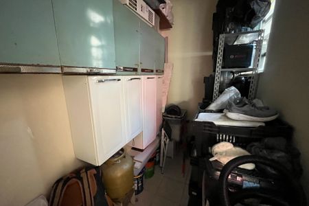 Apartamento à venda com 110m², 3 quartos e 1 vaga Apartamento à venda com 110m², 3 quartos e 1 vagaQuarto de Serviço