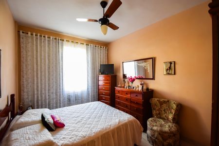 Apartamento à venda com 105m², 3 quartos e 1 vaga Apartamento à venda com 105m², 3 quartos e 1 vagaQuarto 2