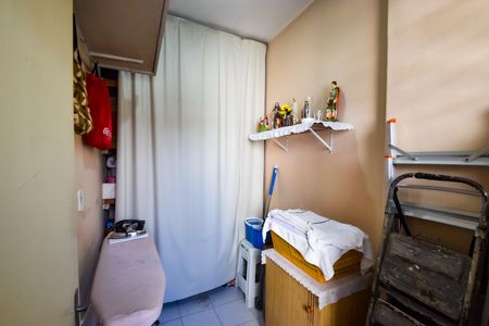 Apartamento à venda com 105m², 3 quartos e 1 vaga Apartamento à venda com 105m², 3 quartos e 1 vagaQuarto de Serviço